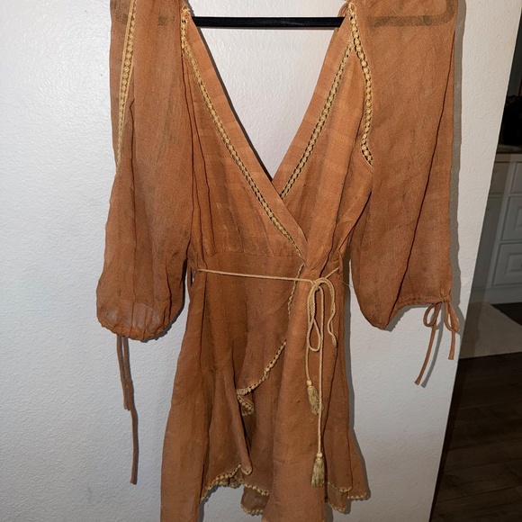 Brown Wrap tie sleeve dress - Picture 2 of 2